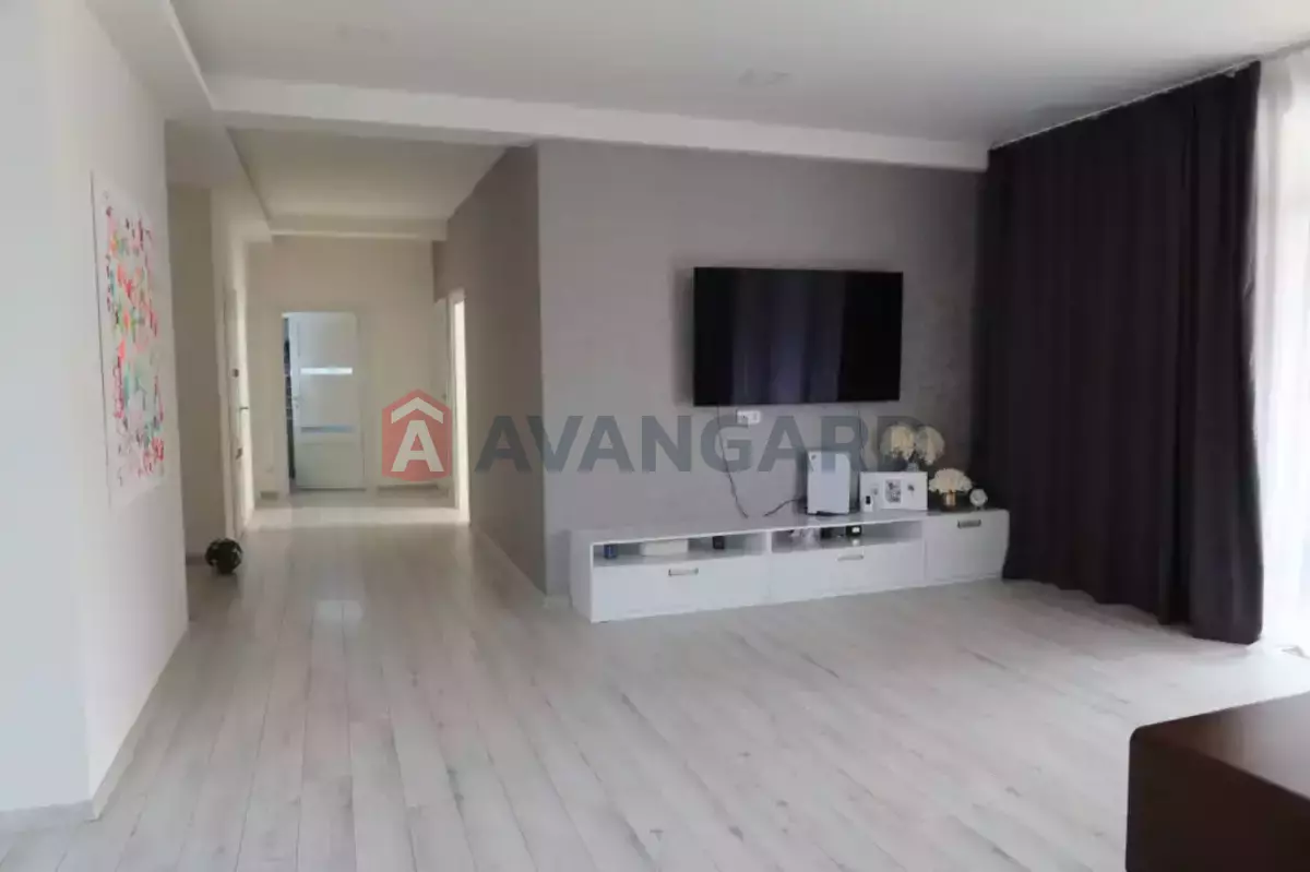 �������, 140 ��.�. ���� 27