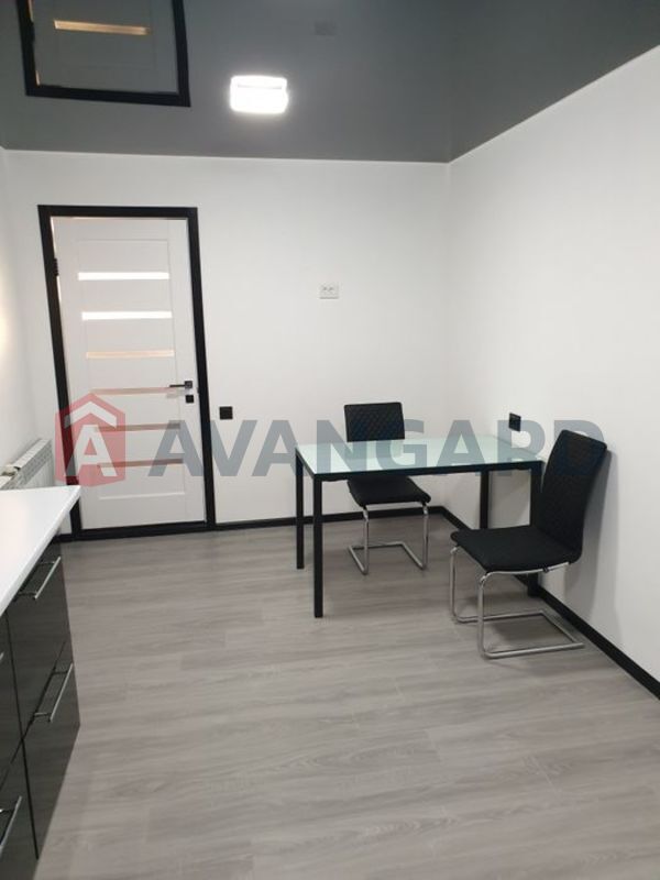 �������, 130 ��.�. ���� 16