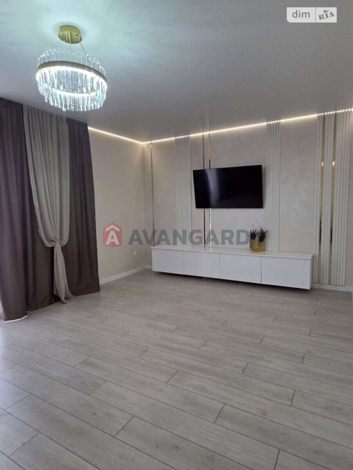 �������, 137 ��.�. ���� 10