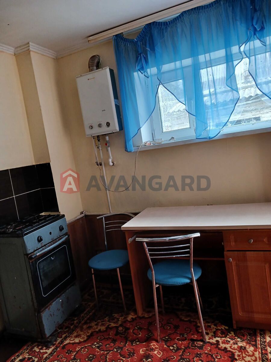 ���, 32 ��.�. ���� 6