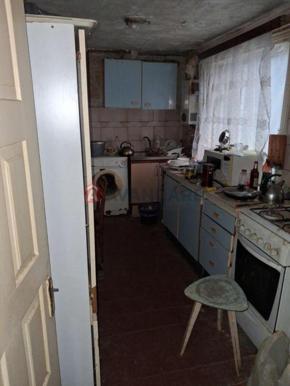 ������� �������, 53 ��.�. ���� 3