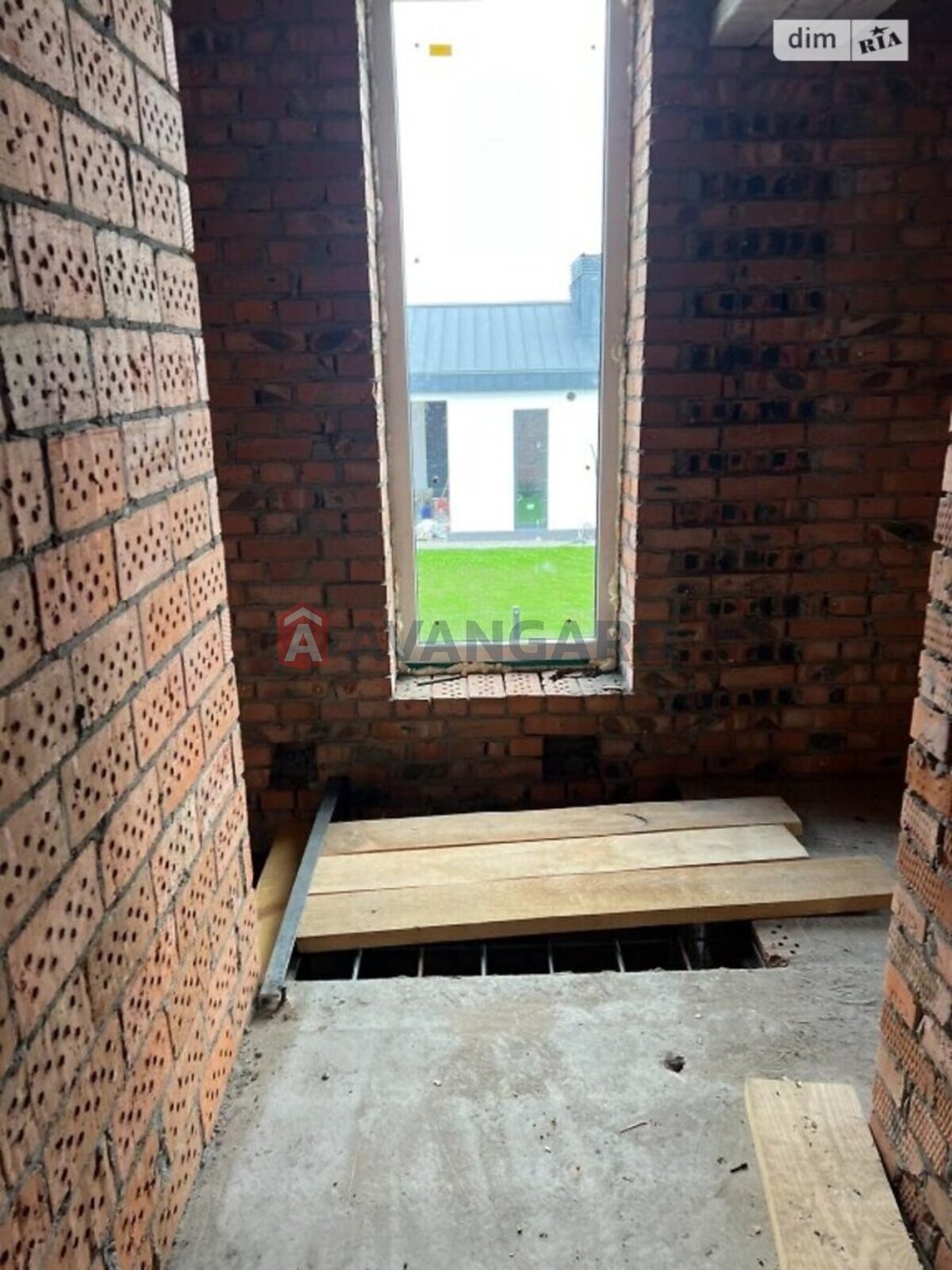 �������, 140 ��.�. ���� 3