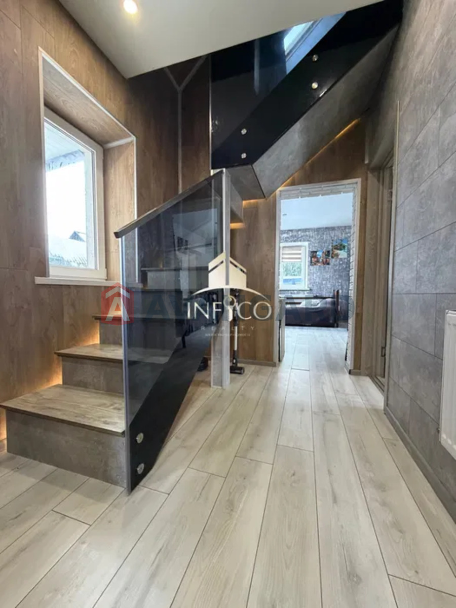 �������, 120 ��.�. ���� 4