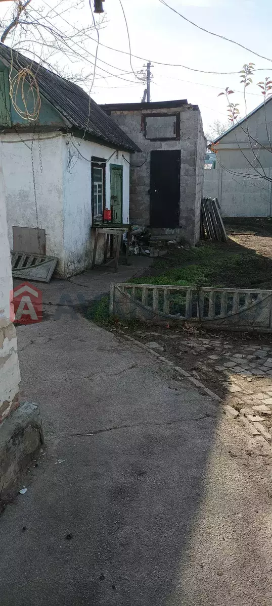 �������, 100 ��.�. ���� 6