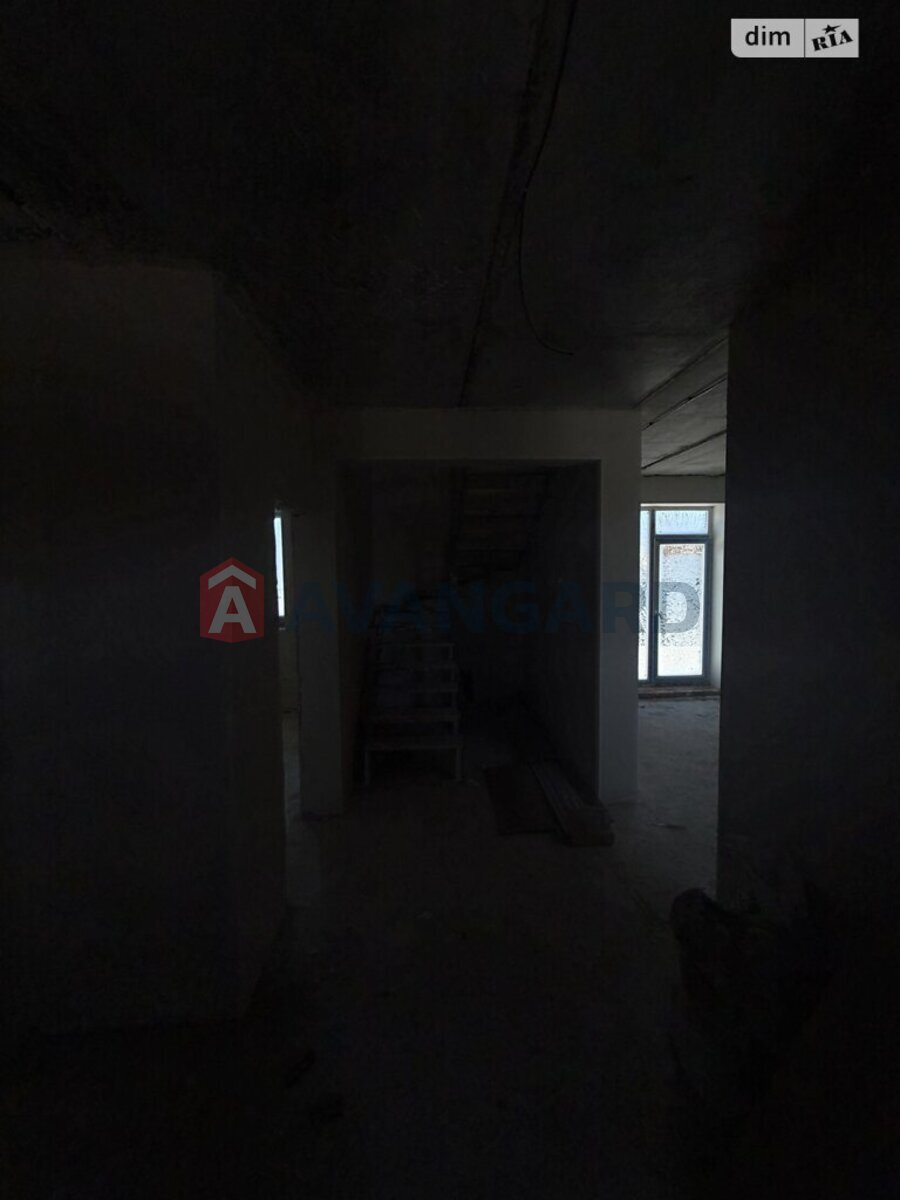 ��������, 110 ��.�. ���� 12