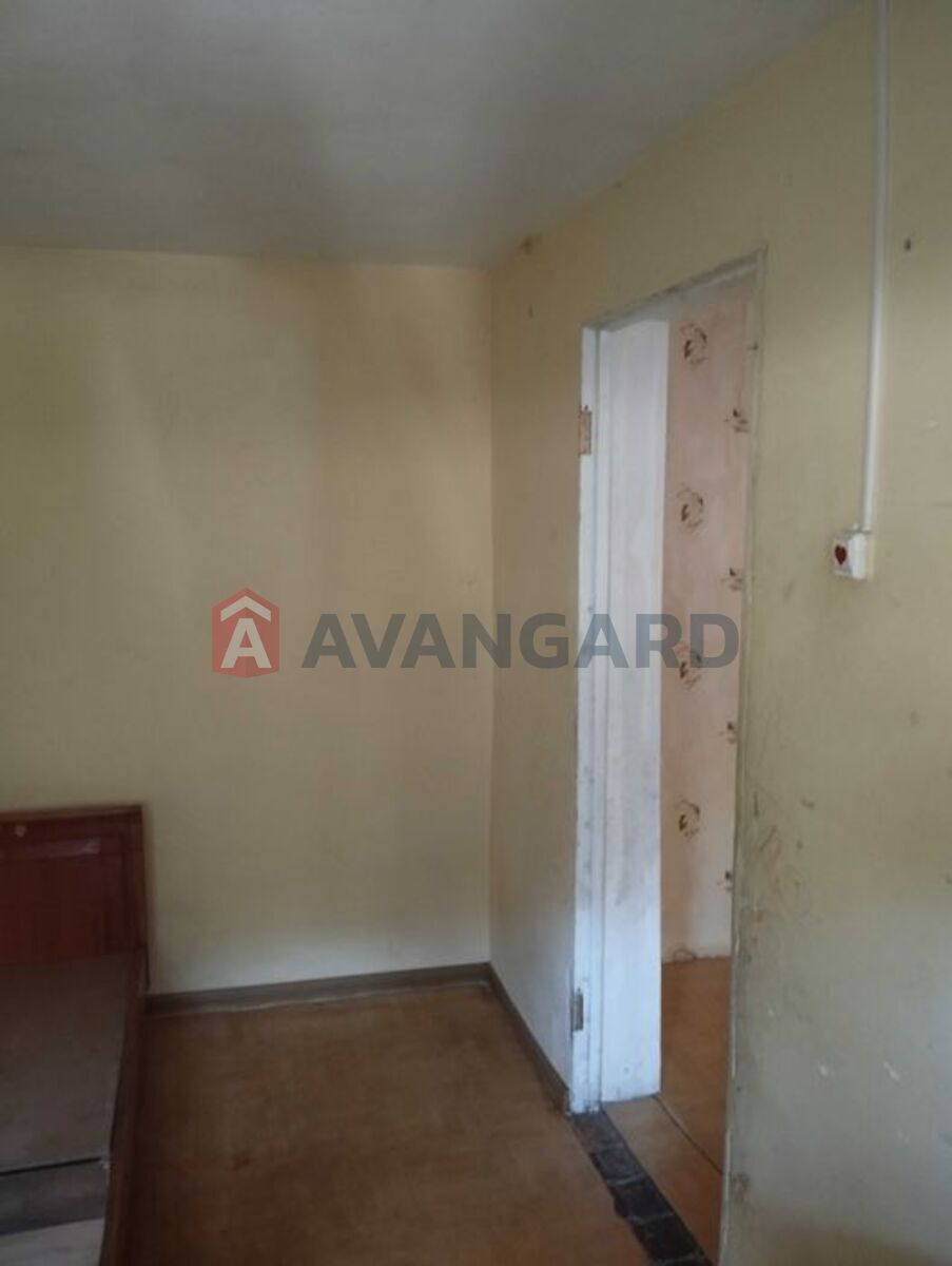 ������� �������, 85 ��.�. ���� 13