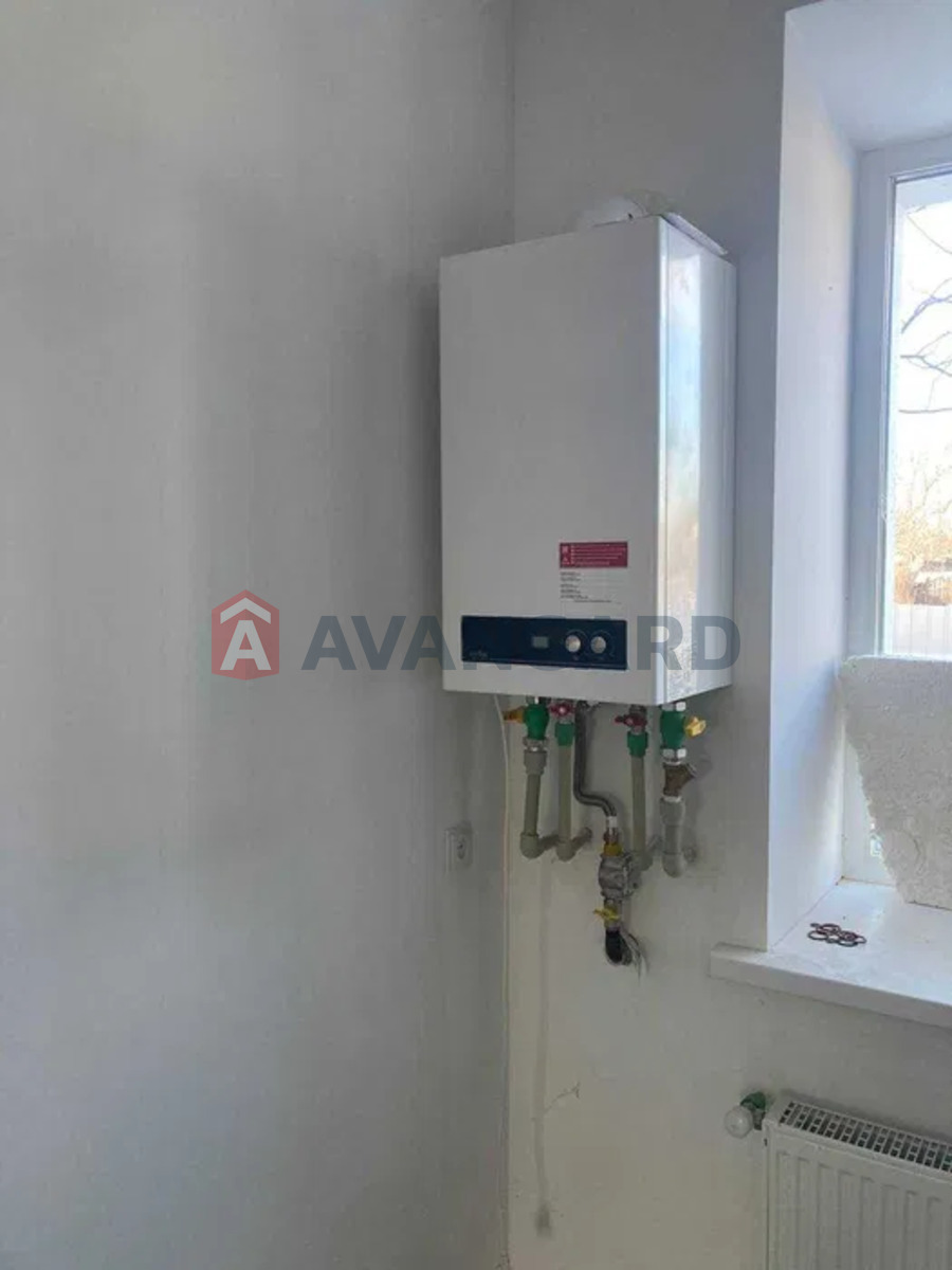 �������, 100 ��.�. ���� 3