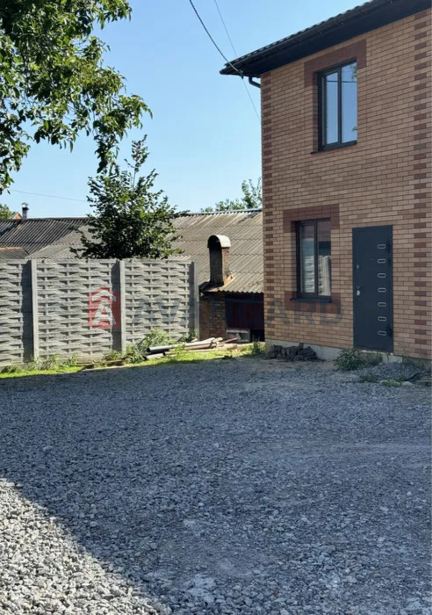 ��������, 84 ��.�. ���� 10