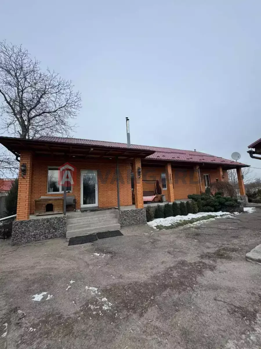 �������, 130 ��.�. ���� 30