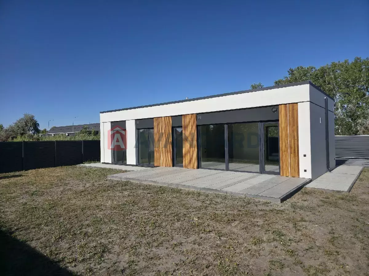 �������, 105 ��.�. ���� 2