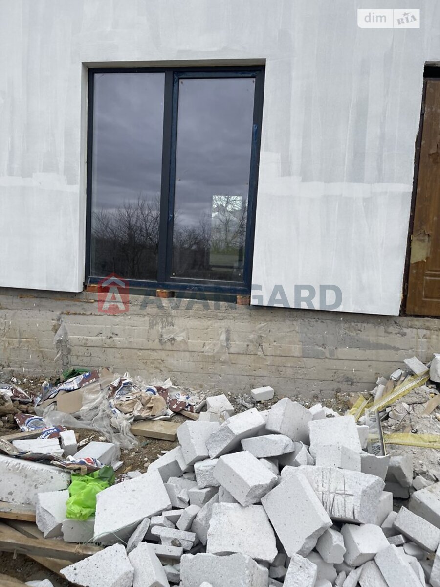 100 ��.�. ���� 20