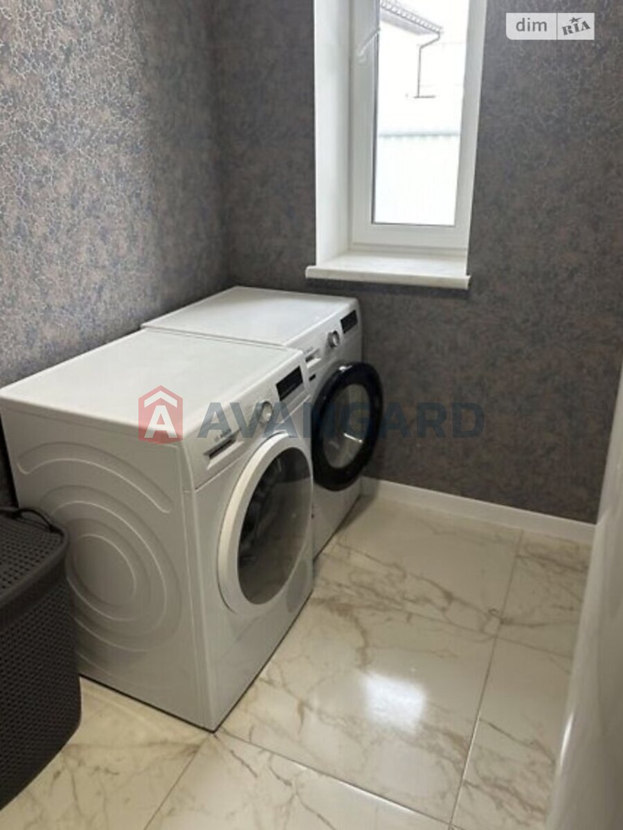 �������, 143 ��.�. ���� 20