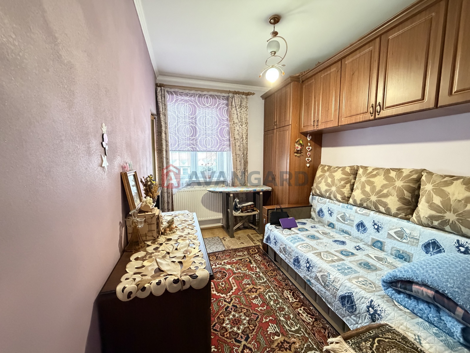 �������, 172 ��.�. ���� 10