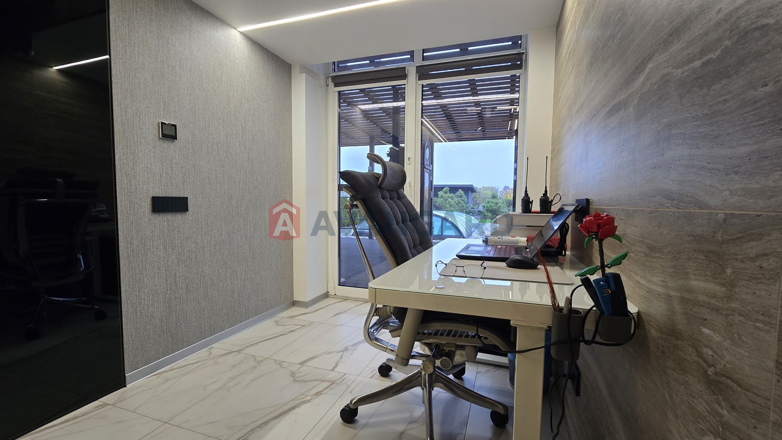 �������, 205 ��.�. ���� 15