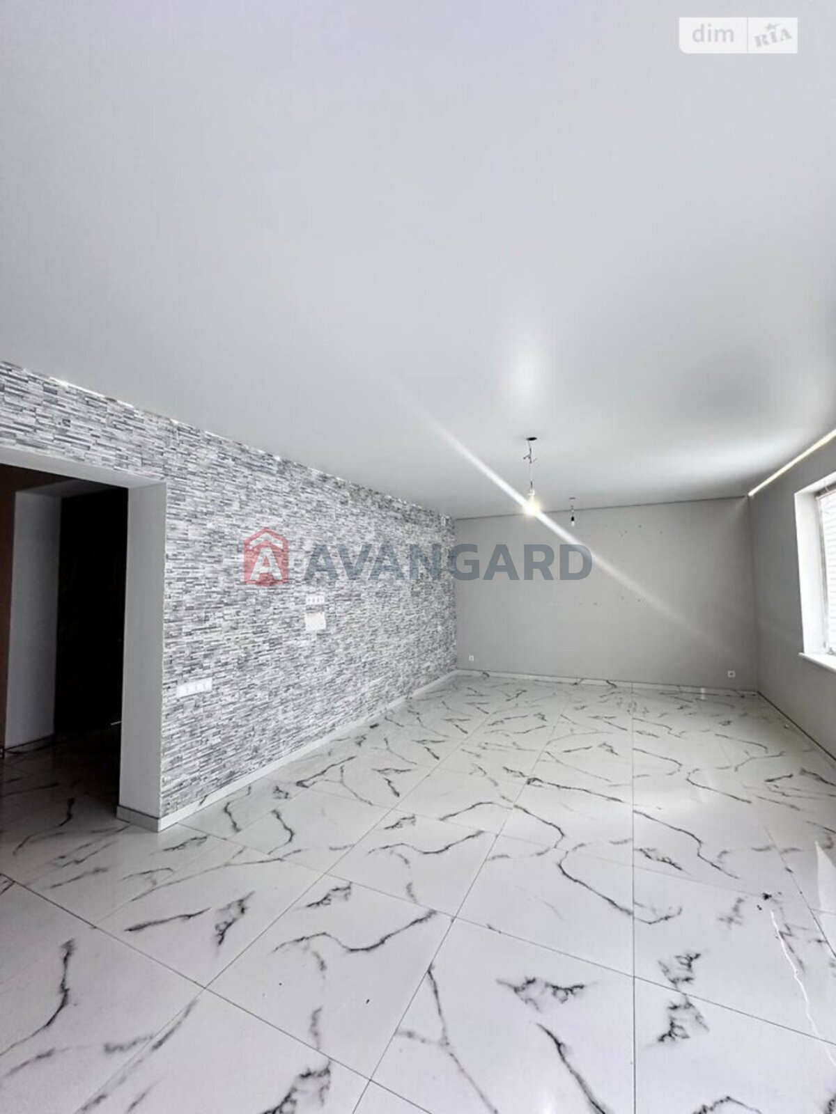 ������� �������, 206 ��.�. ���� 4