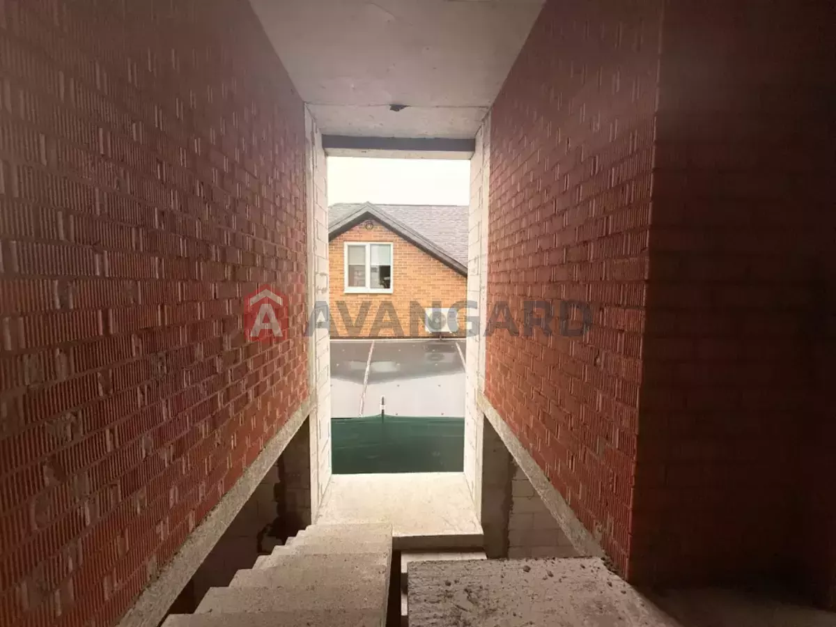 �������, 200 ��.�. ���� 13