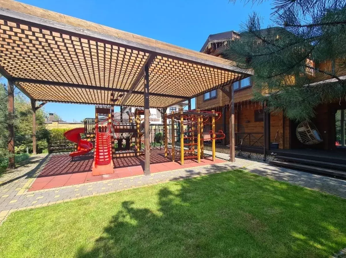 �������, 190 ��.�. ���� 15