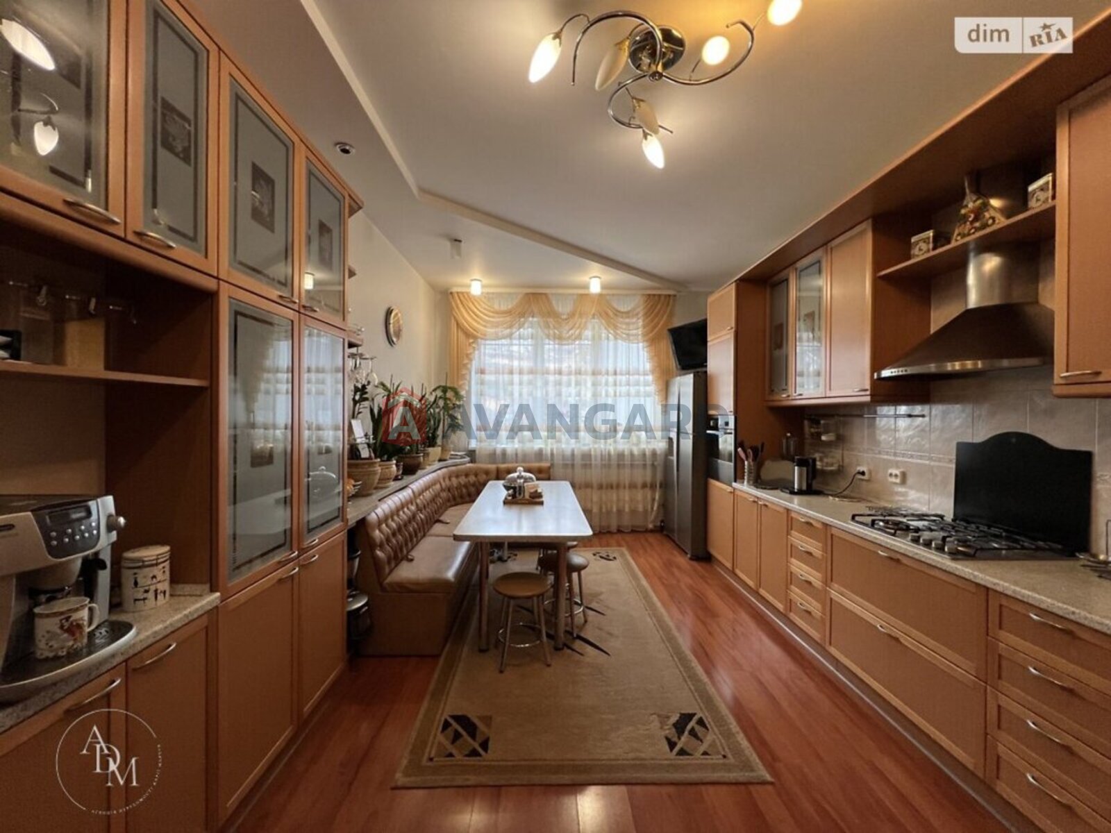 �������, 249 ��.�. ���� 5