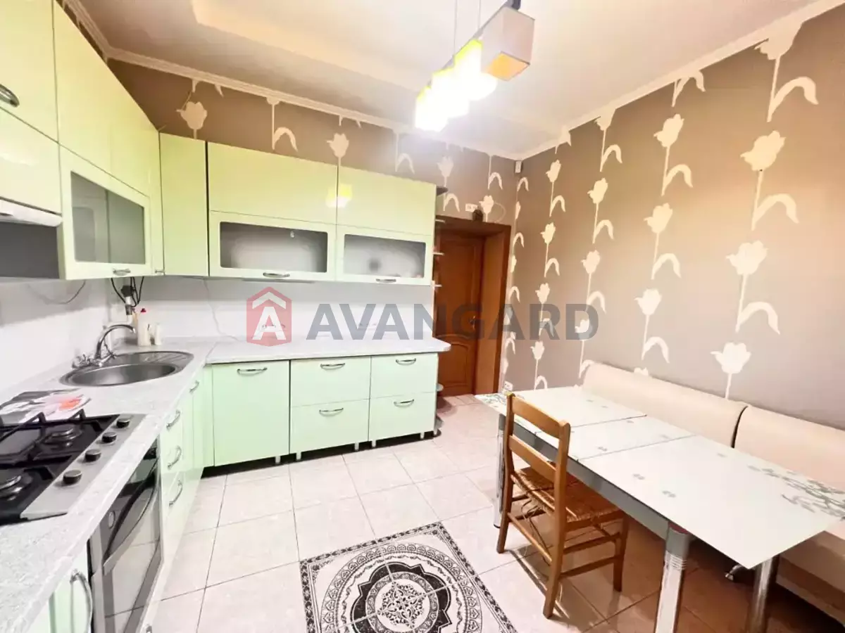 �������, 120 ��.�. ���� 3