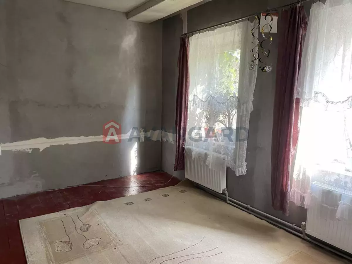 ������� �������, 55 ��.�. ���� 9