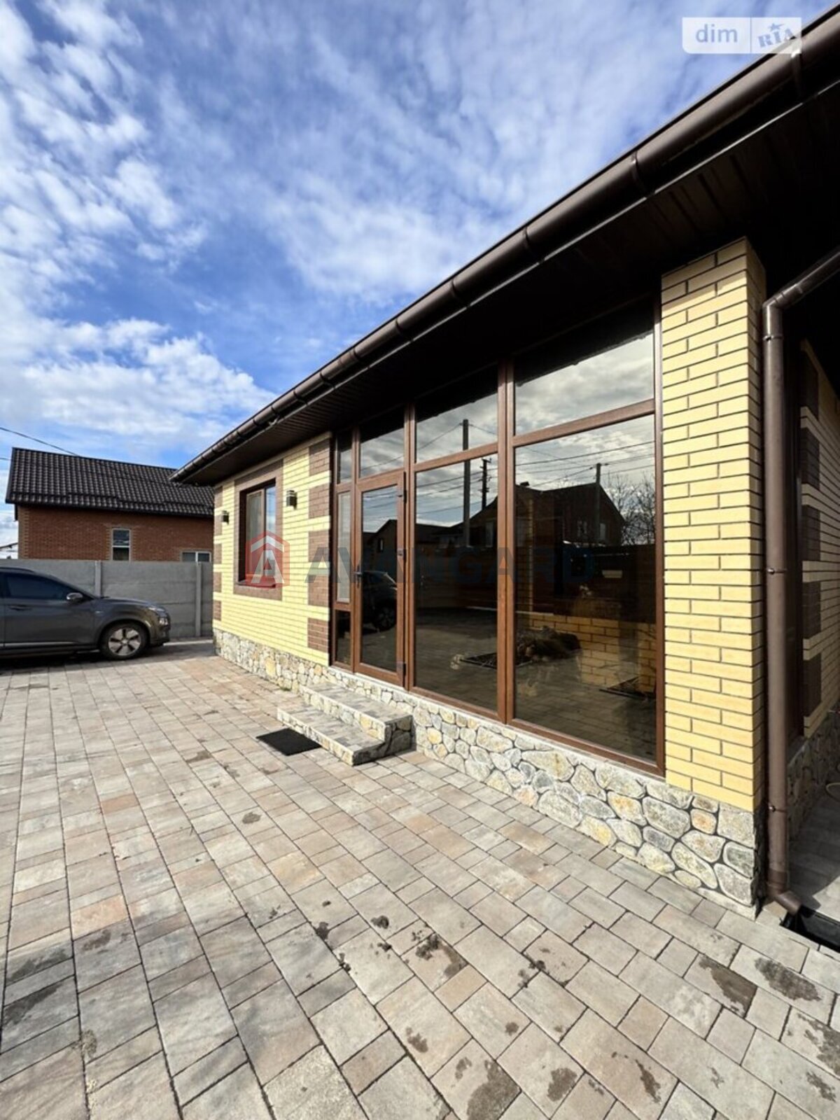 �������, 115 ��.�. ���� 1