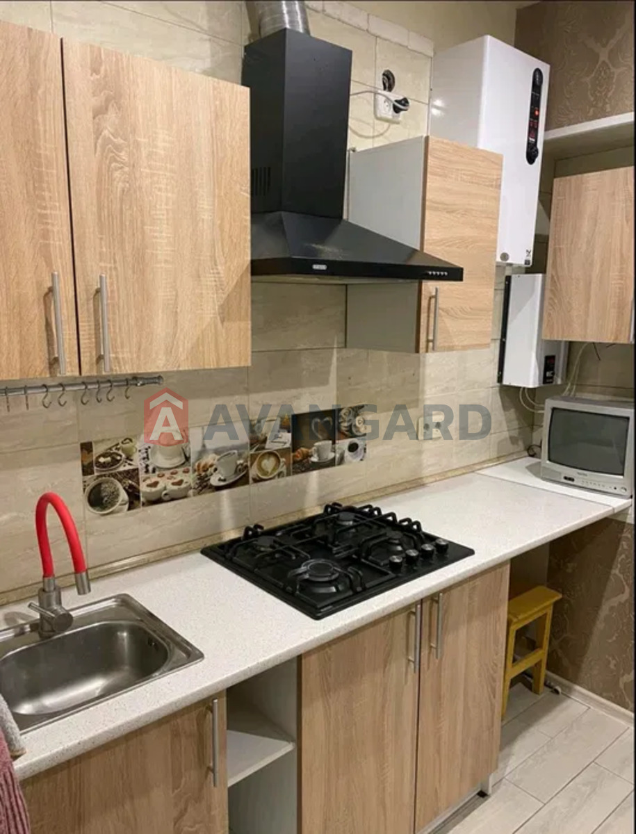 ����� ����, 35 ��.�. ���� 8