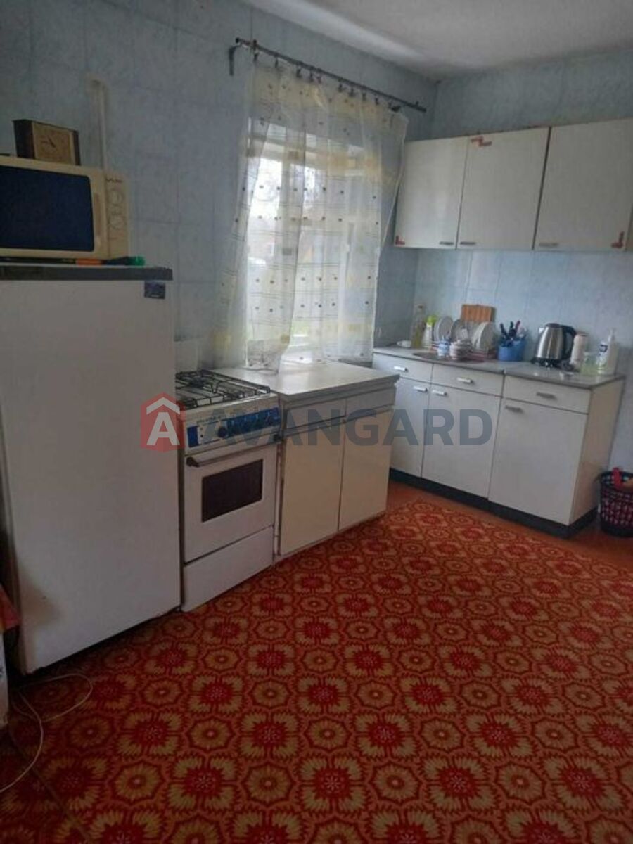 �������, 72 ��.�. ���� 8