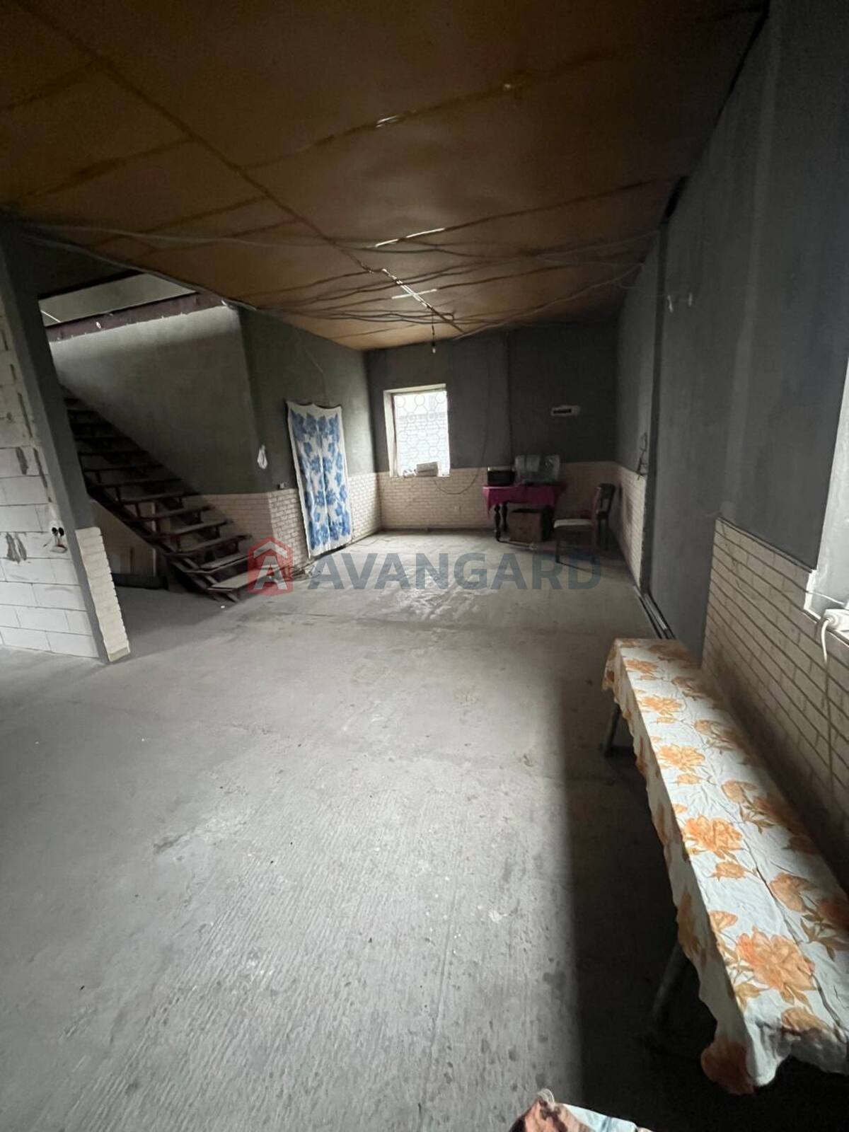 ���, 120 ��.�. ���� 9