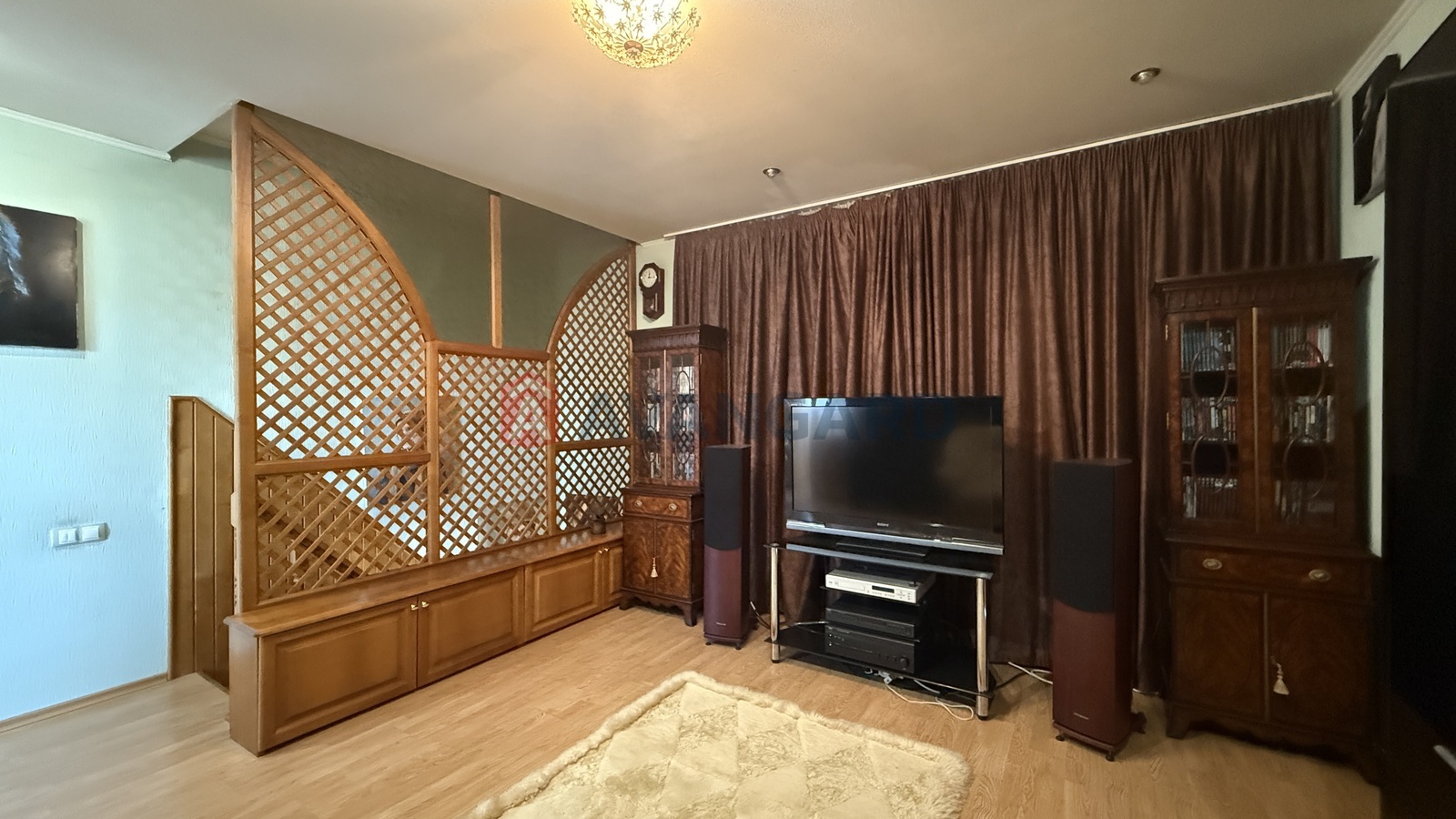 �������, 160 ��.�. ���� 18