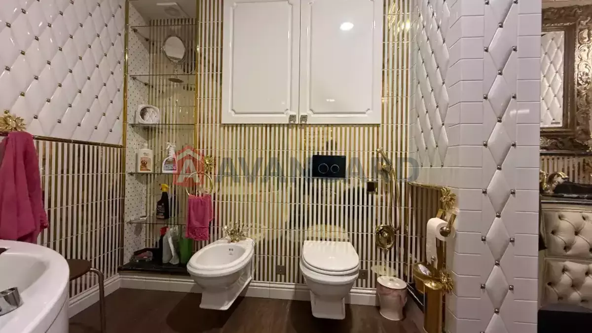 �������, 160 ��.�. ���� 13