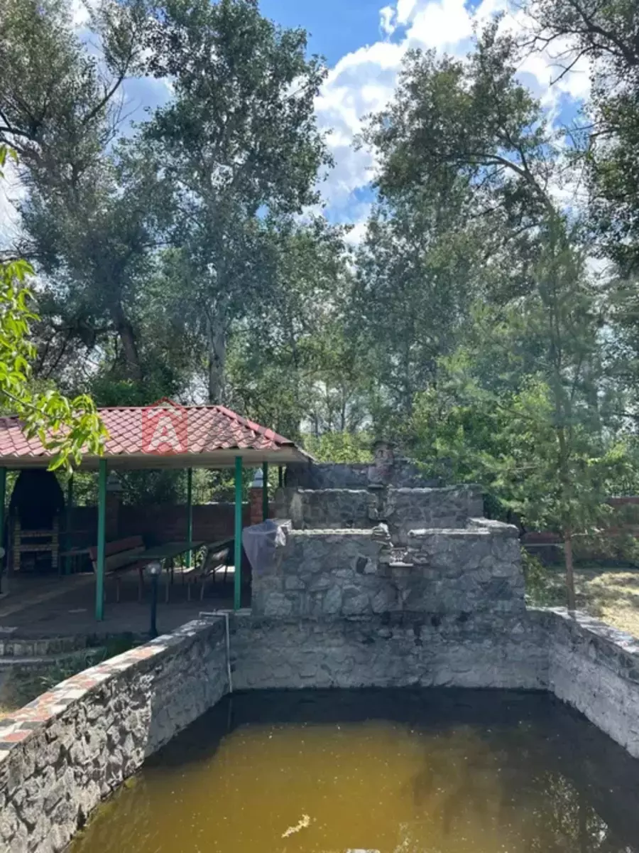 �������, 400 ��.�. ���� 4