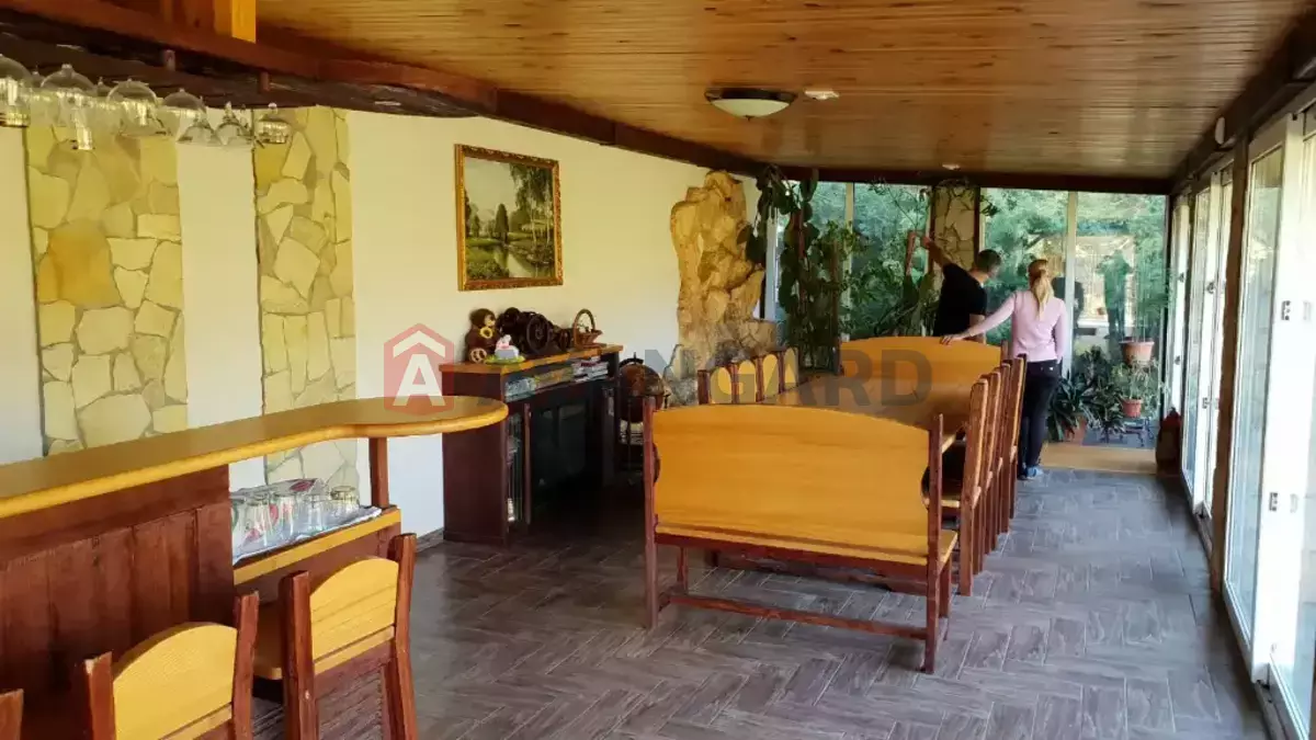 �������, 450 ��.�. ���� 9