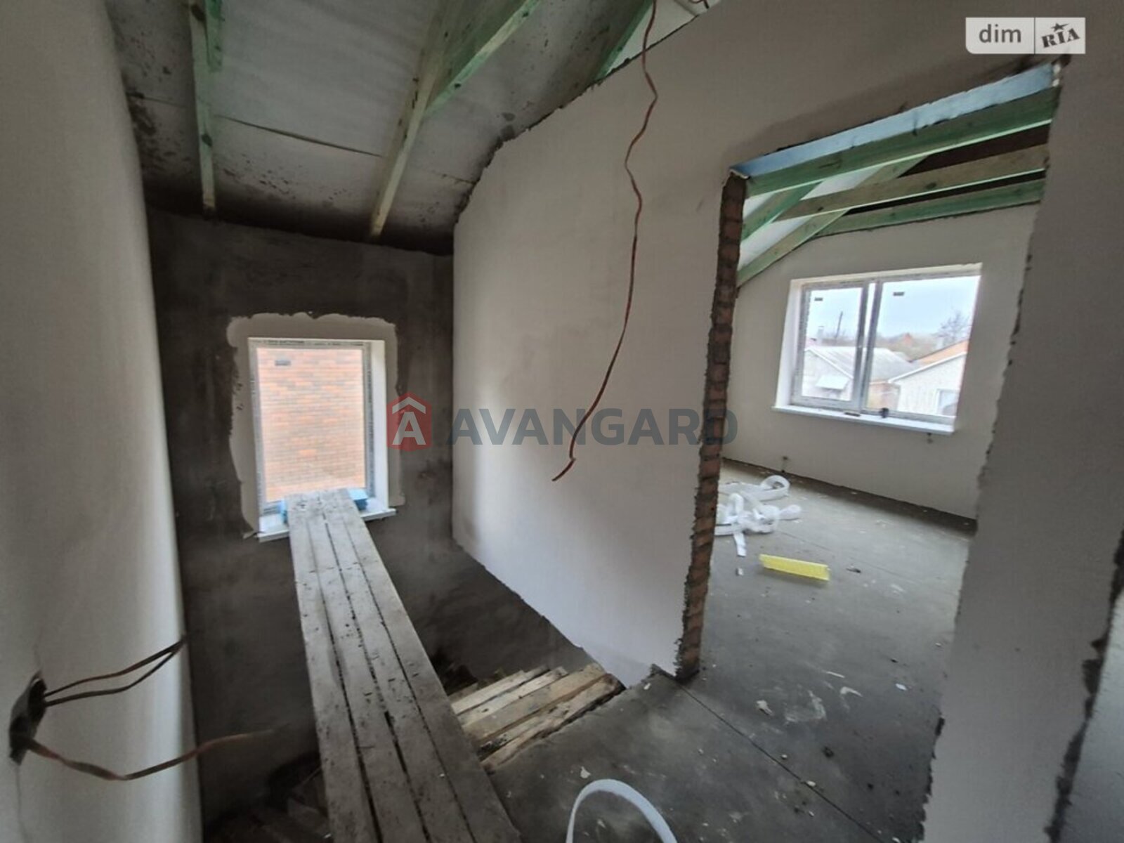 �������, 105 ��.�. ���� 19