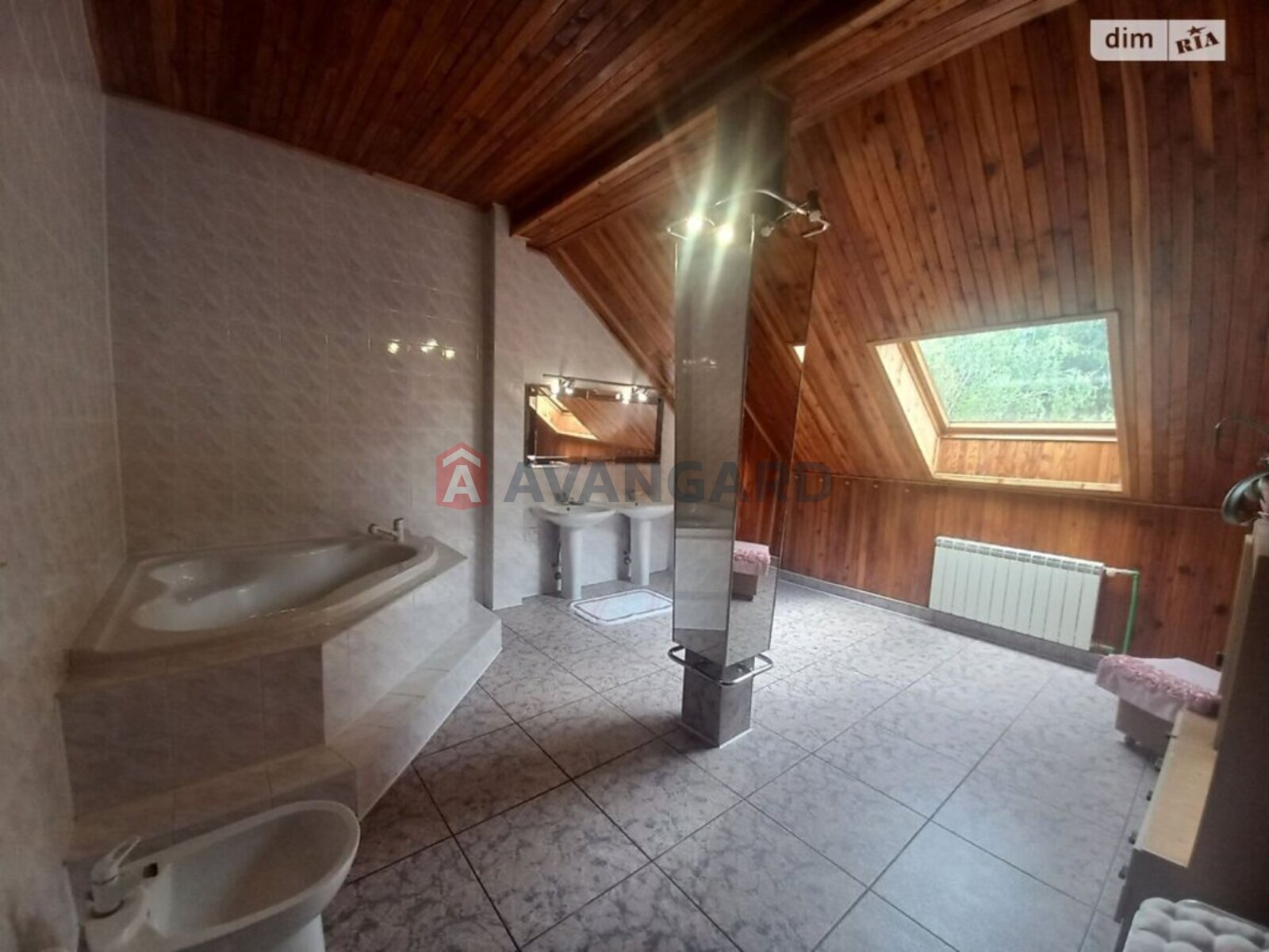 �������, 400 ��.�. ���� 21