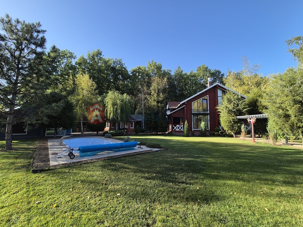 �������, 158 ��.�. ���� 1