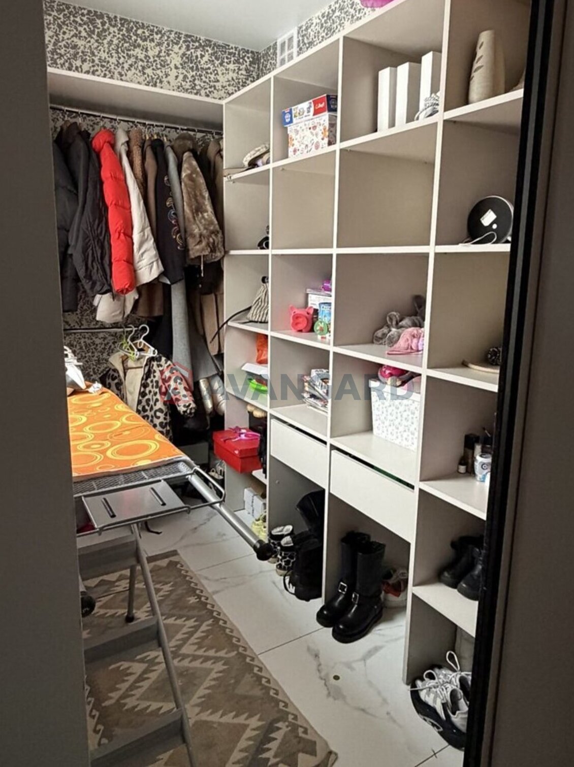 ��������, 76 ��.�. ���� 7