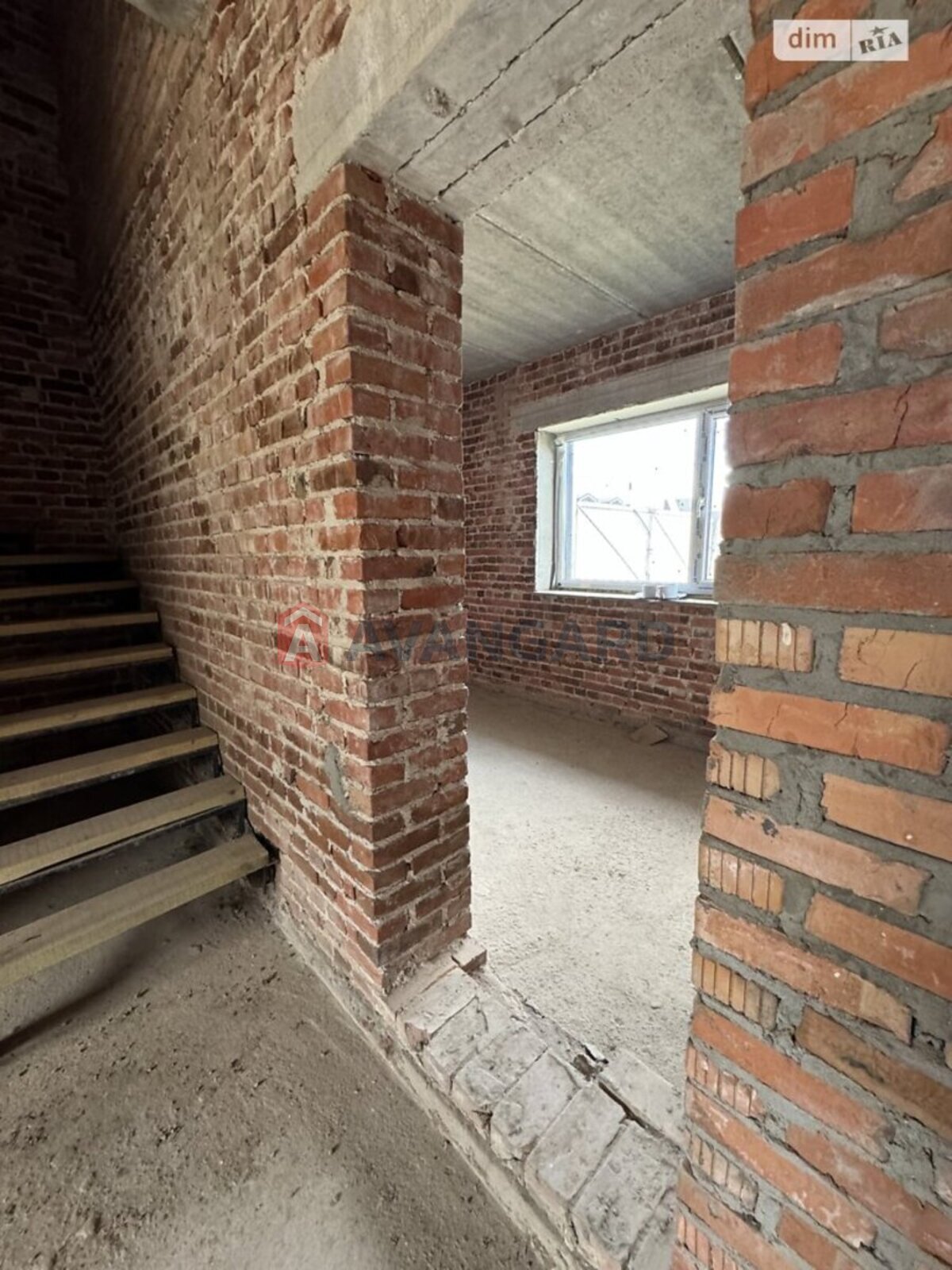 ��������, 122 ��.�. ���� 8