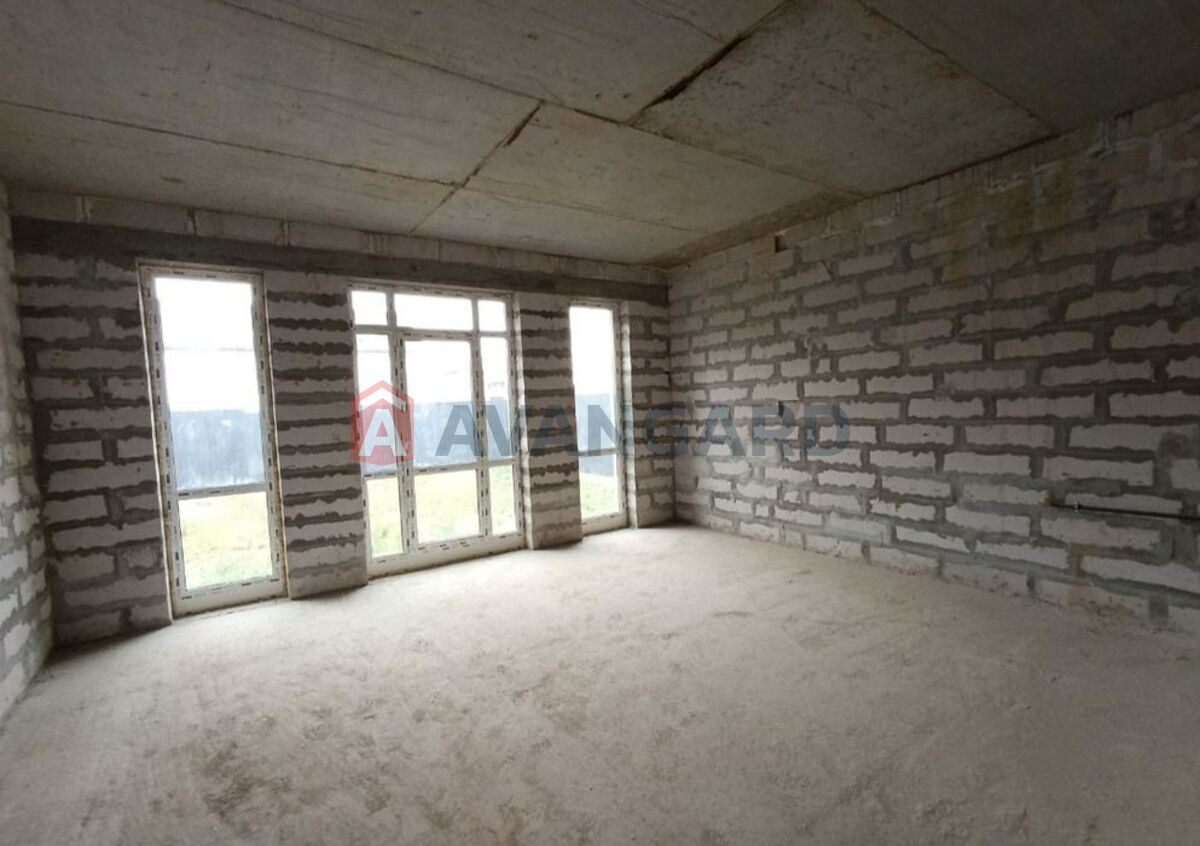 �������, 120 ��.�. ���� 12