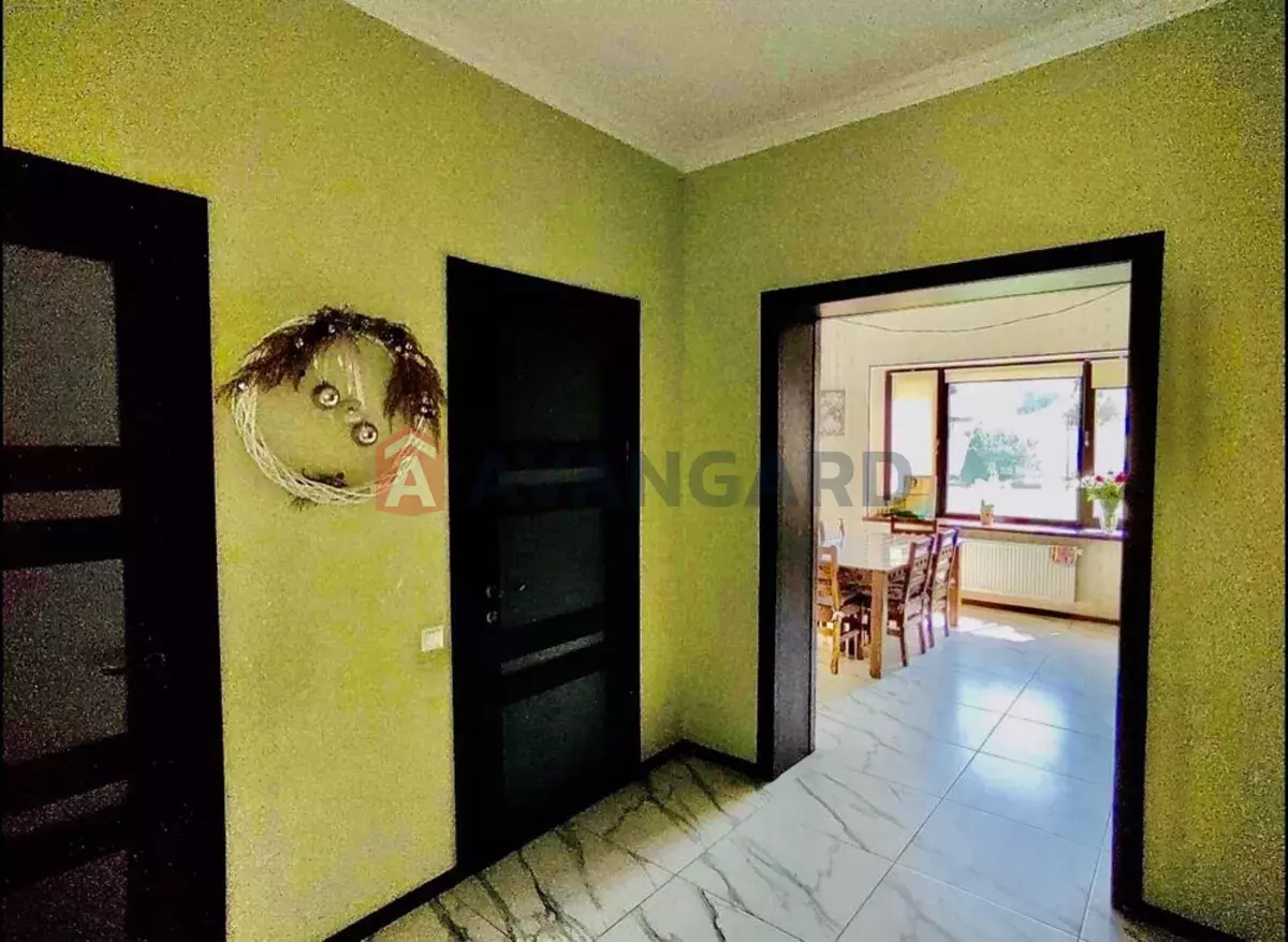 �������, 374 ��.�. ���� 13