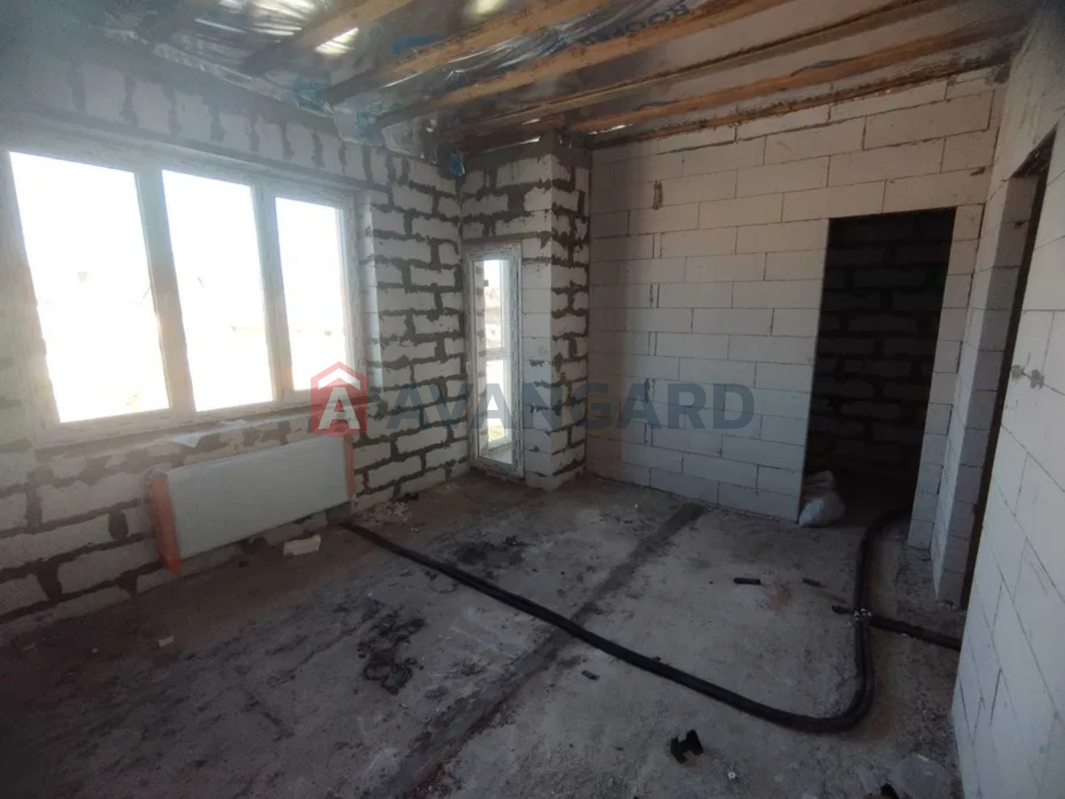 ��������, 125 ��.�. ���� 10