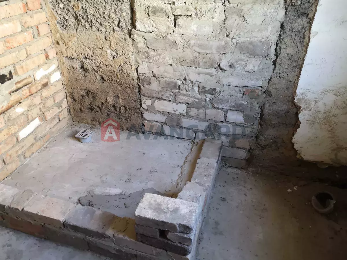 ������� �������, 78 ��.�. ���� 13