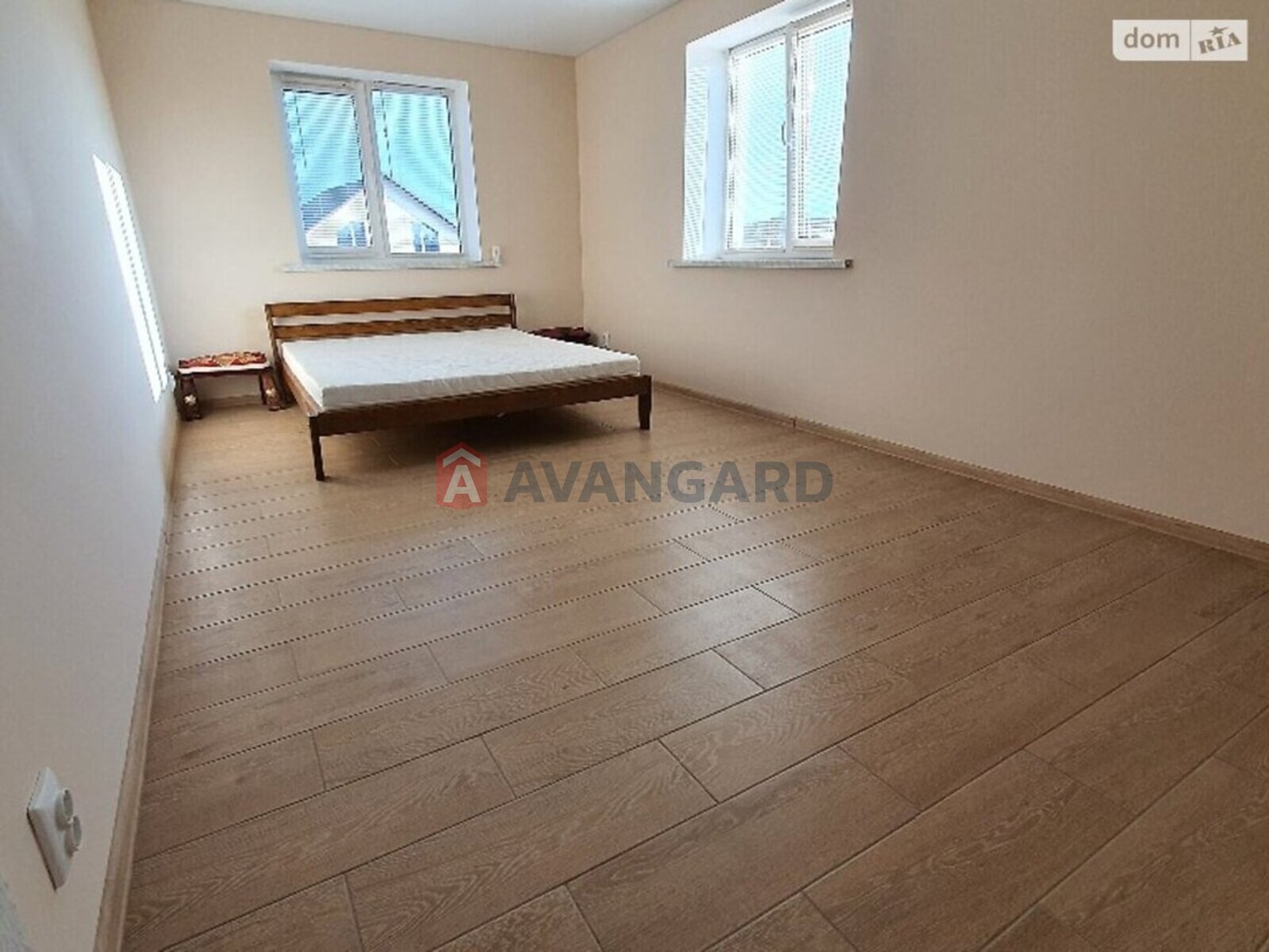 �������, 340 ��.�. ���� 30