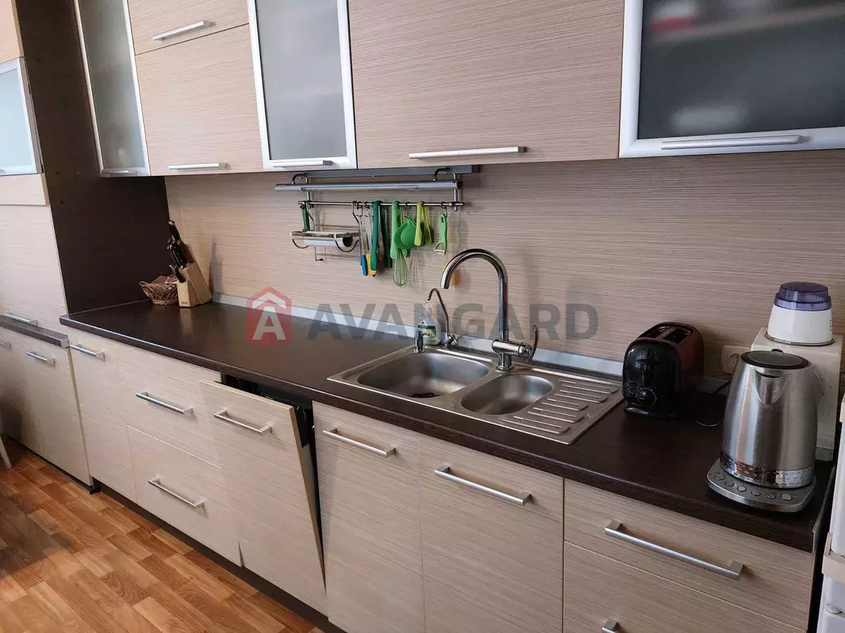 �������, 71 ��.�. ���� 13