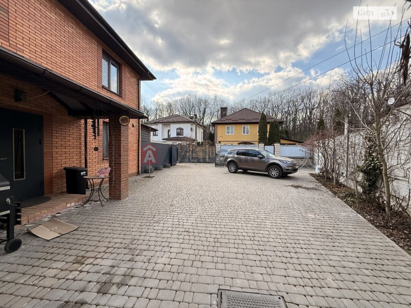 ��������, 100 ��.�. ���� 2