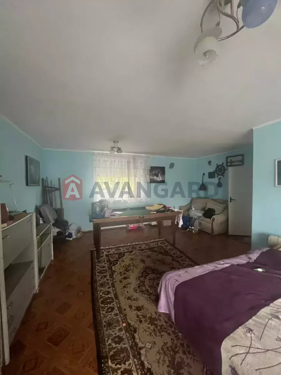 ����, 124 ��.�. ���� 9