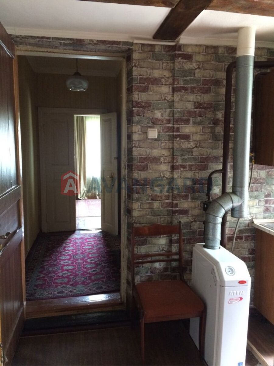 �������, 121 ��.�. ���� 8