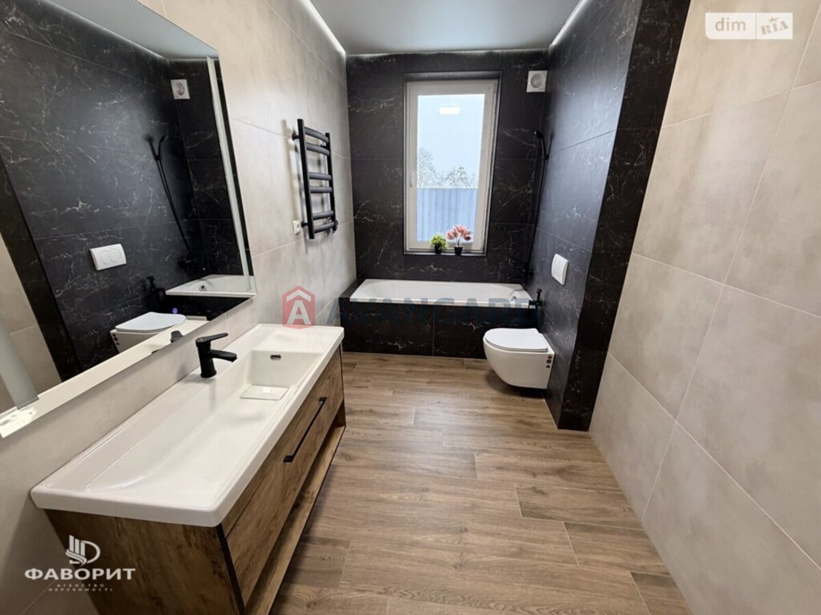 �������, 110 ��.�. ���� 10