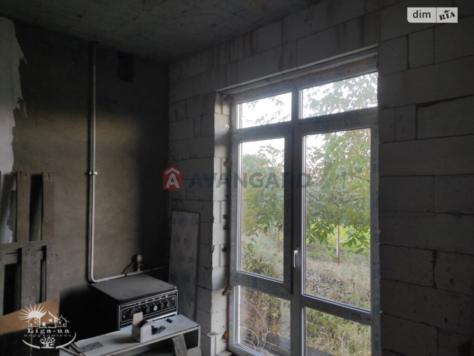 �������, 195 ��.�. ���� 11