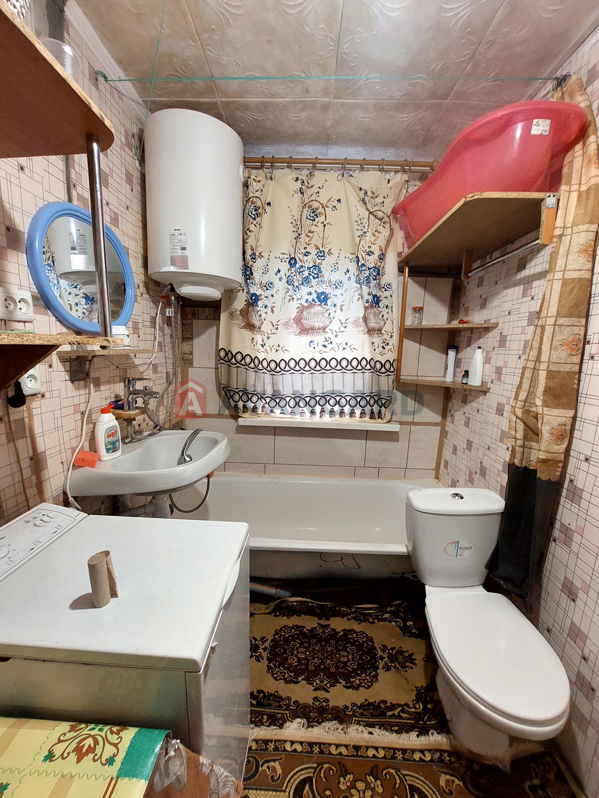 ����, 40 ��.�. ���� 8