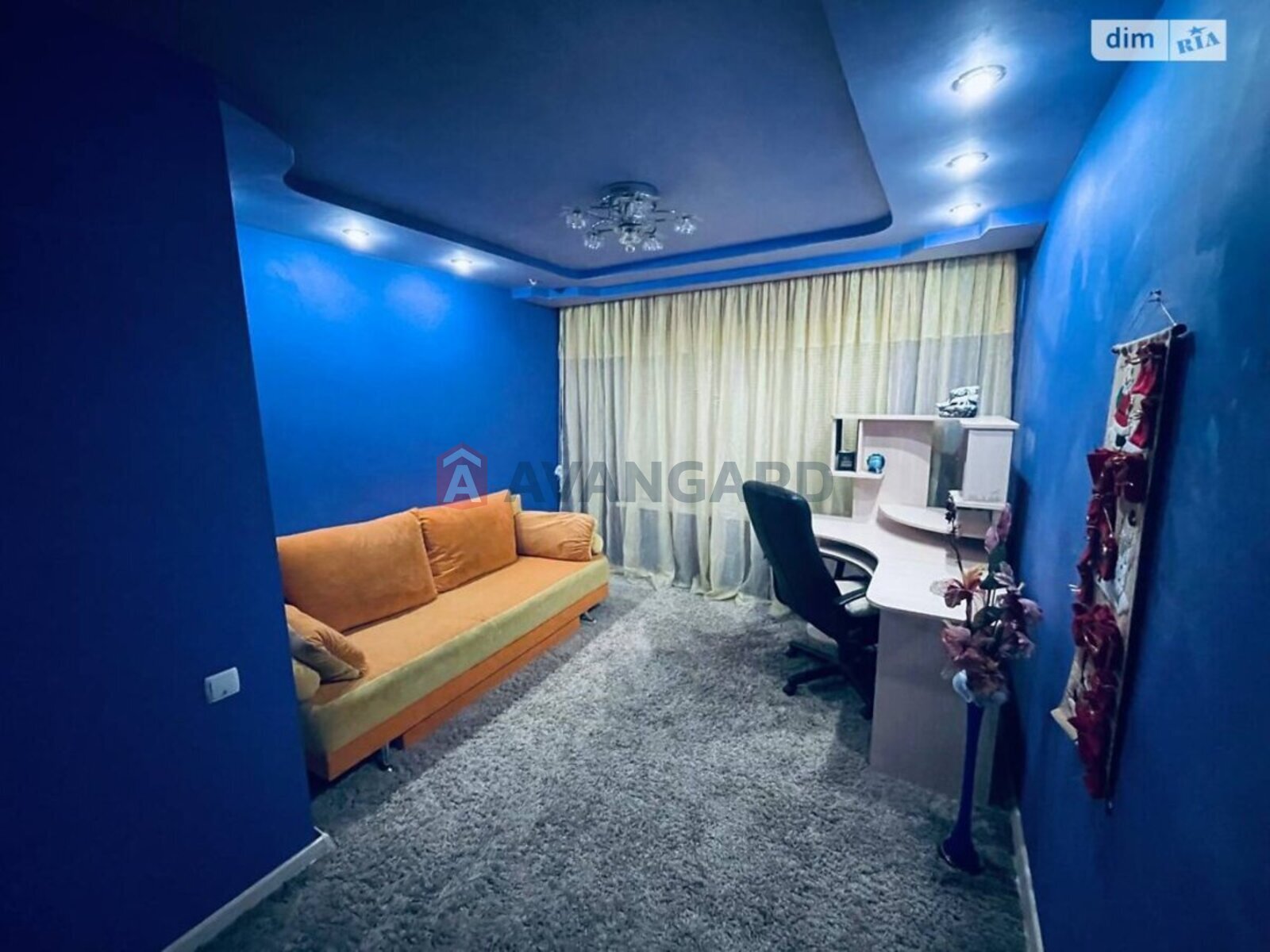 �������, 120 ��.�. ���� 16